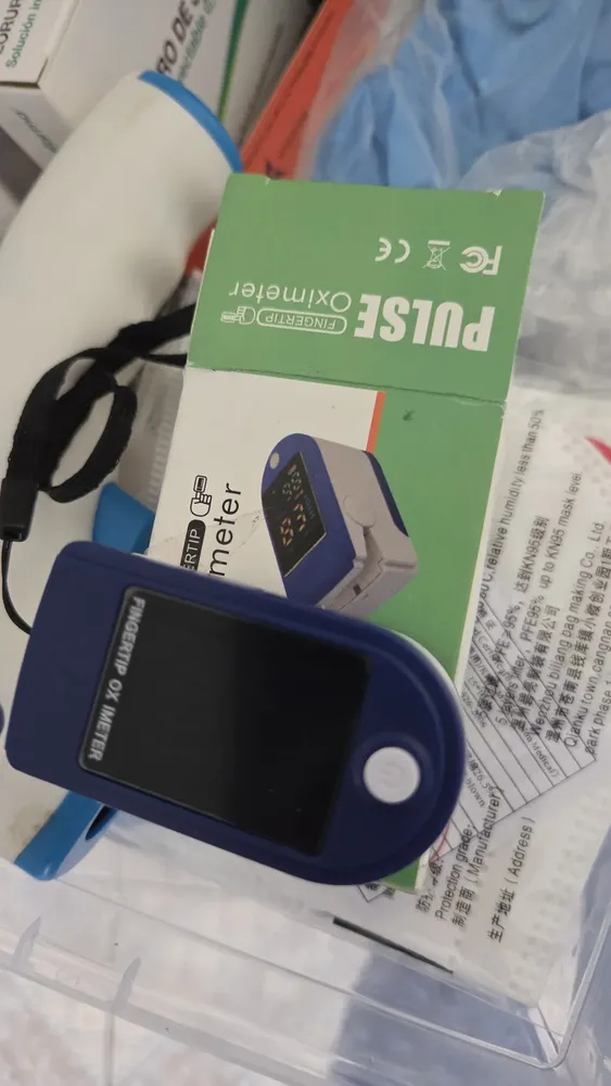 Foto real de un comprador con el kit